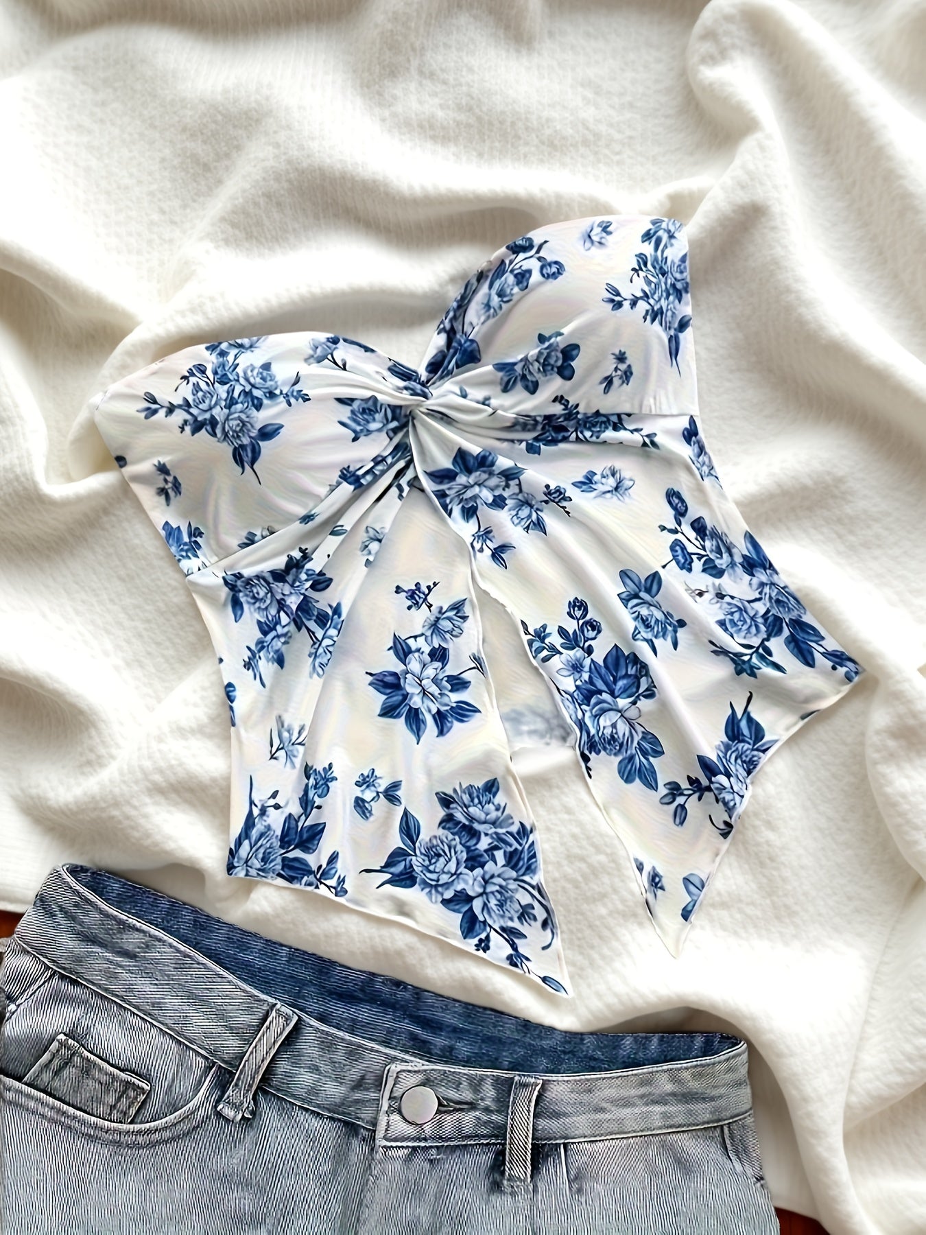 2026 New Directional Fashion Floral Strapless Top - Elegant Ruched Bandeau Summer Top, Chic Botanical Print Boob Tube for Festivals & Night Out