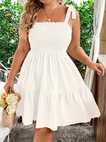 2026 New Plus Size White Square Neck A-Line Vacation Dress - Elegant Sleeveless Beach Dress with Ruffled Hem & Bow Detail